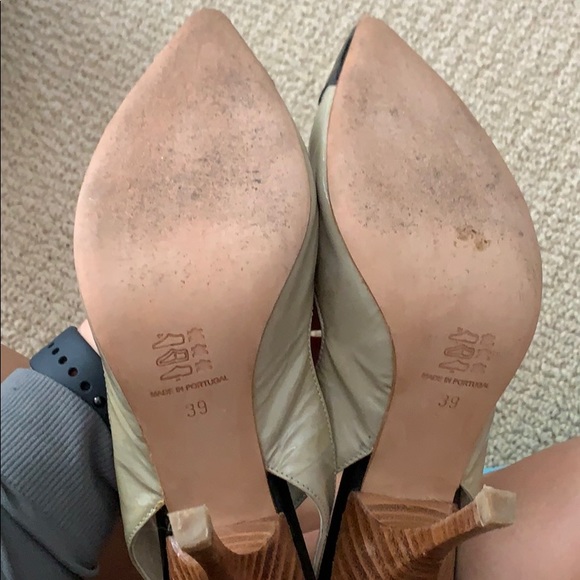 Cap Toe Slingback Emerson Fry Pumps w dust bag - Picture 3 of 7